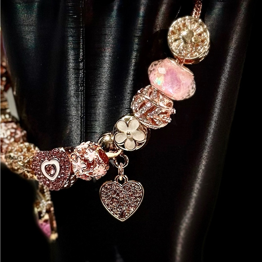 Elegant Pink and Rose Gold Charm Bracelet - Picture 4 of 6